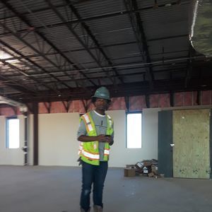 Meet your Posher, Farris